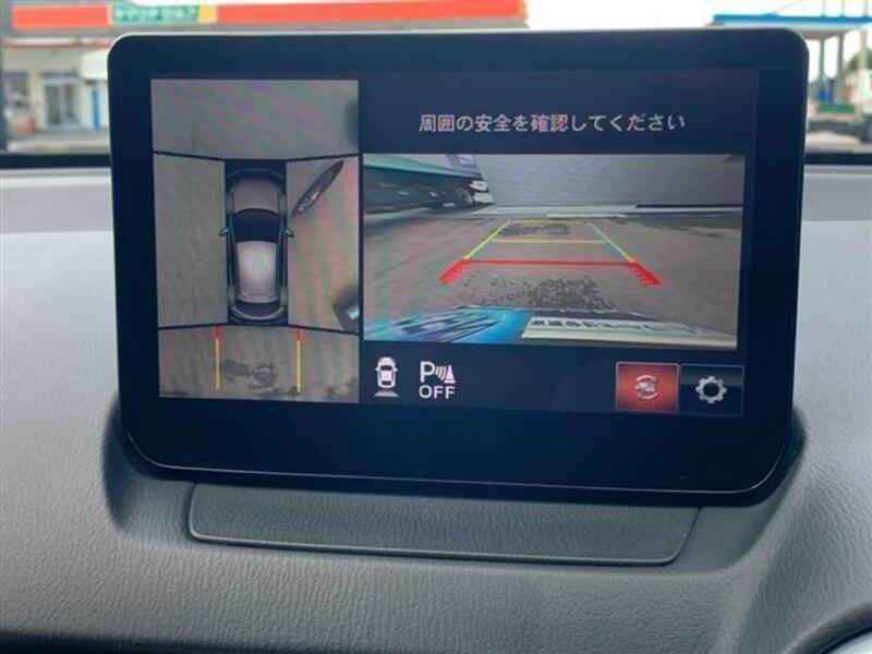 MAZDA2