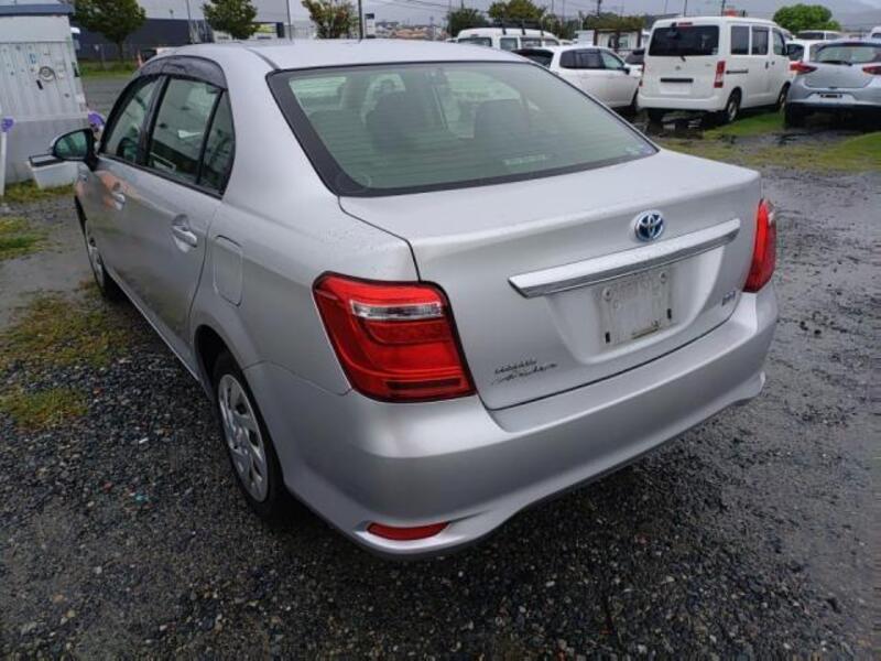 COROLLA AXIO