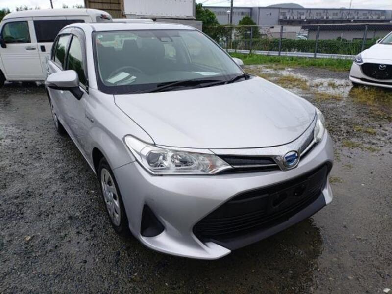 COROLLA AXIO