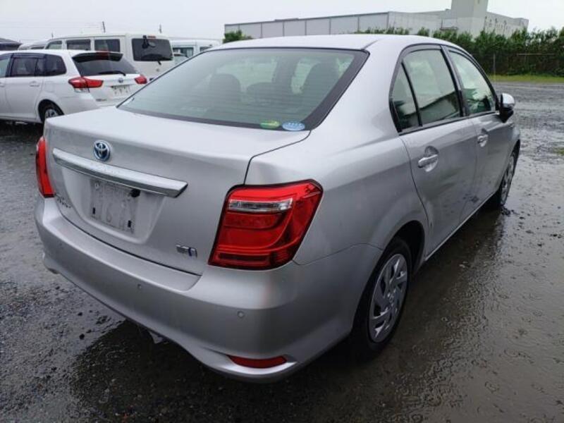 COROLLA AXIO