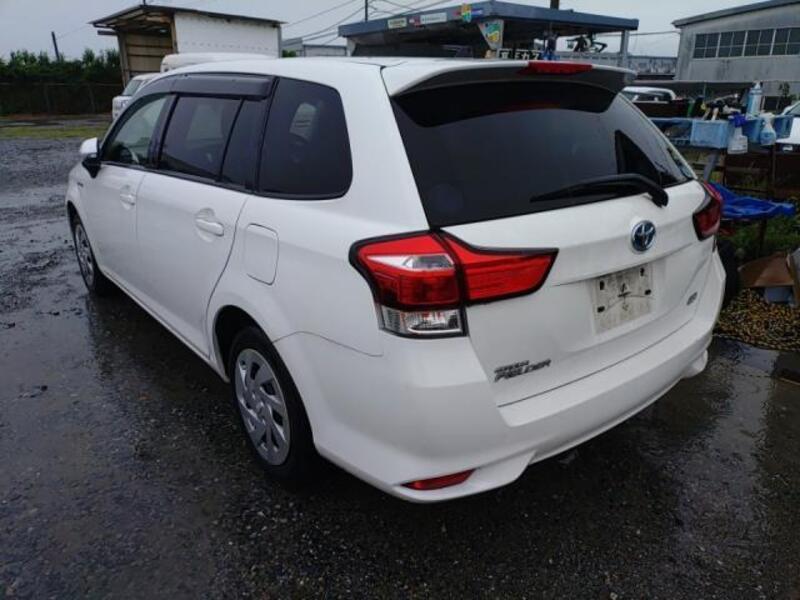 COROLLA FIELDER