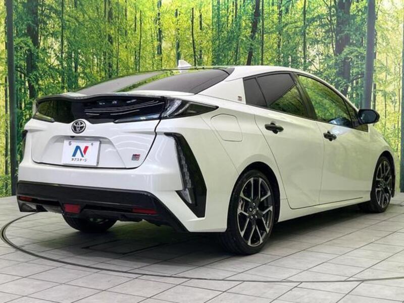 PRIUS PHV