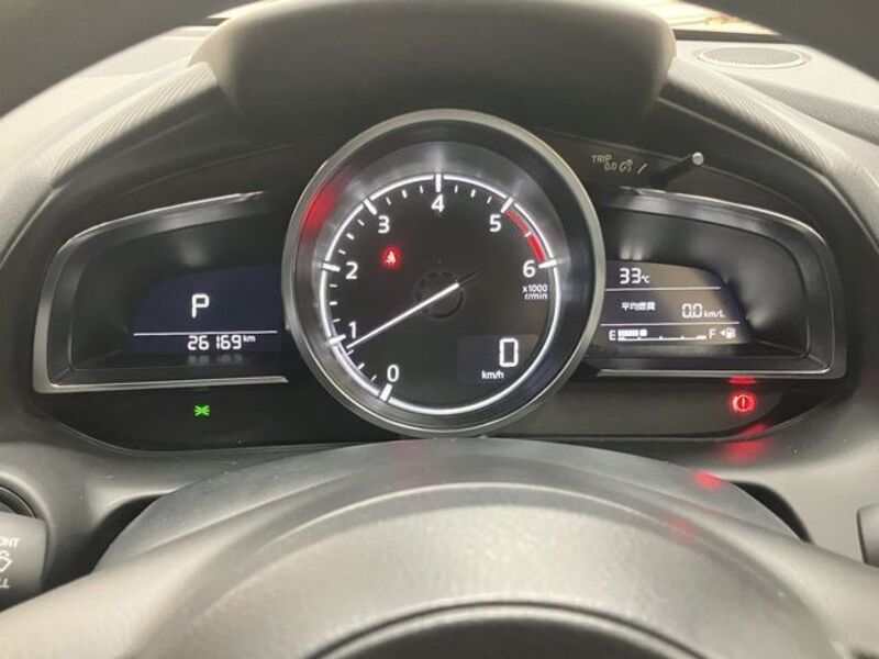 MAZDA2