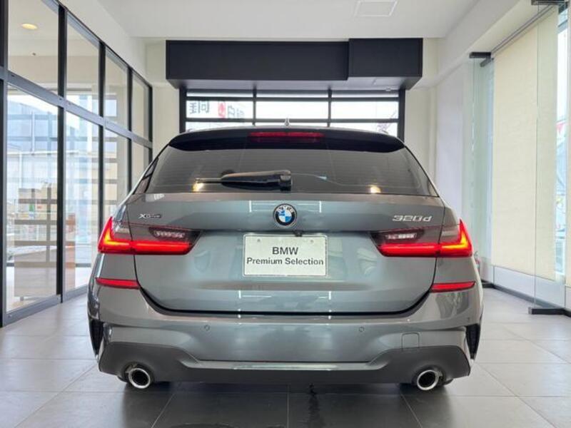 3 SERIES
