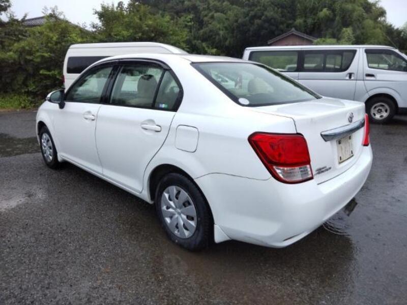 COROLLA AXIO