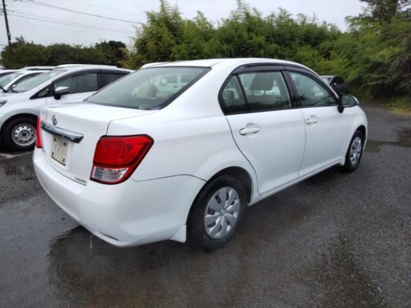 COROLLA AXIO