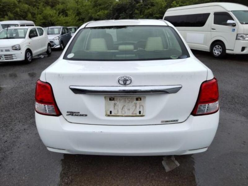 COROLLA AXIO