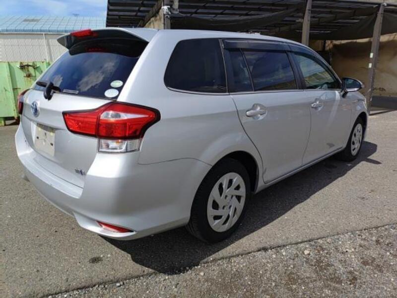 COROLLA FIELDER