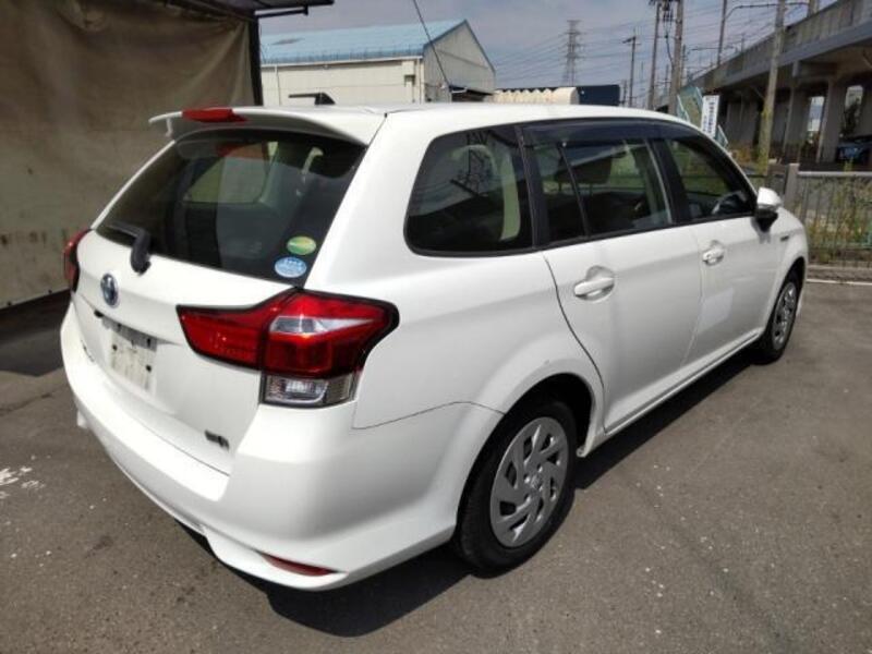 COROLLA FIELDER