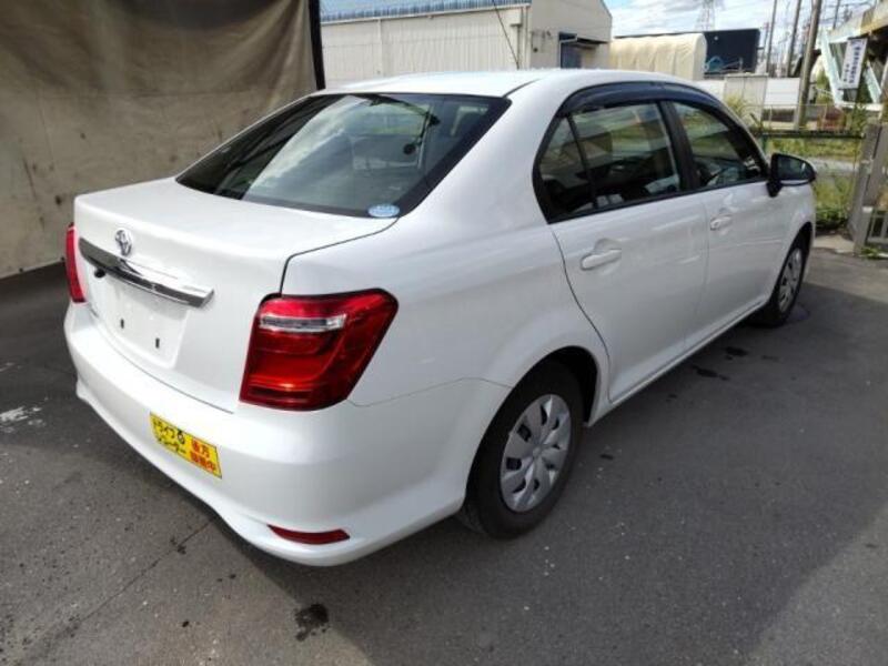 COROLLA AXIO