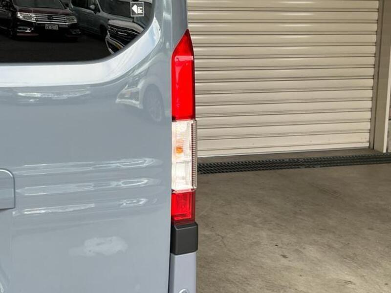 N-VAN