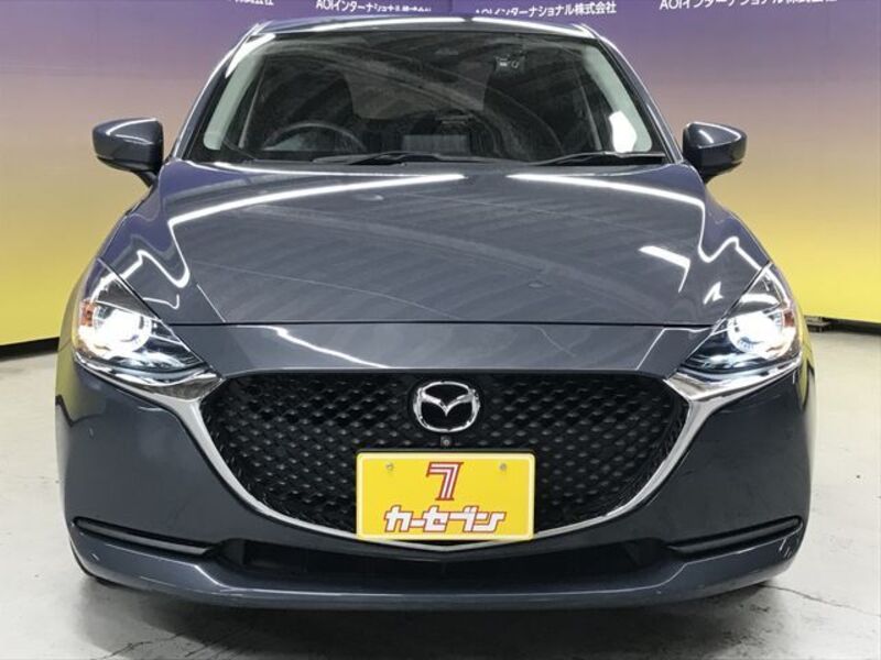MAZDA2
