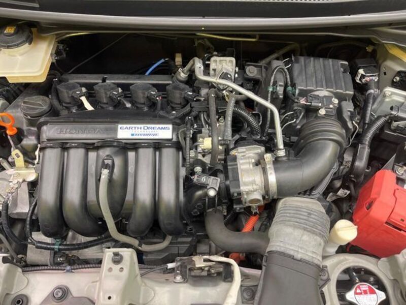 FIT HYBRID