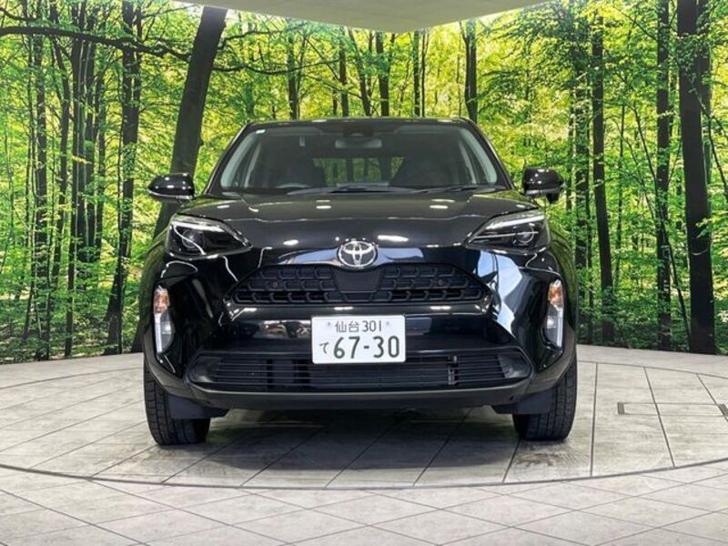 YARIS CROSS
