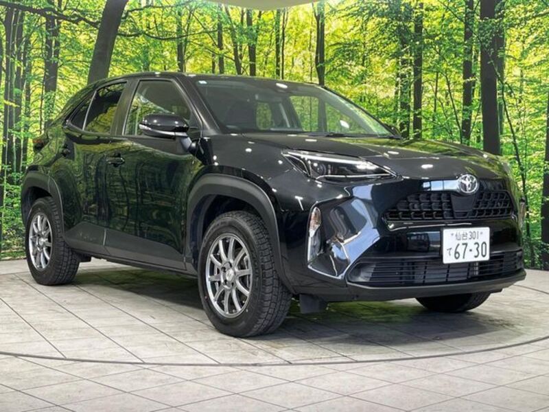 YARIS CROSS