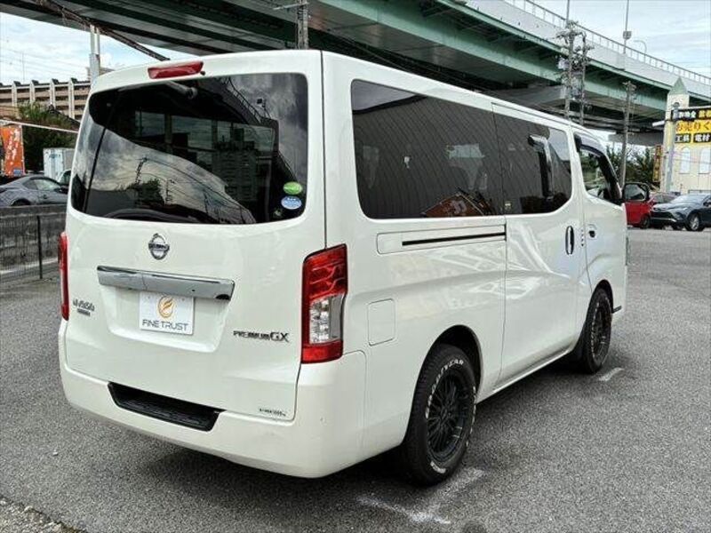 NV350 CARAVAN
