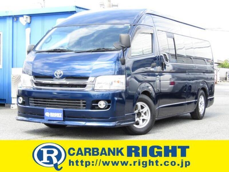 TOYOTA HIACE VAN
