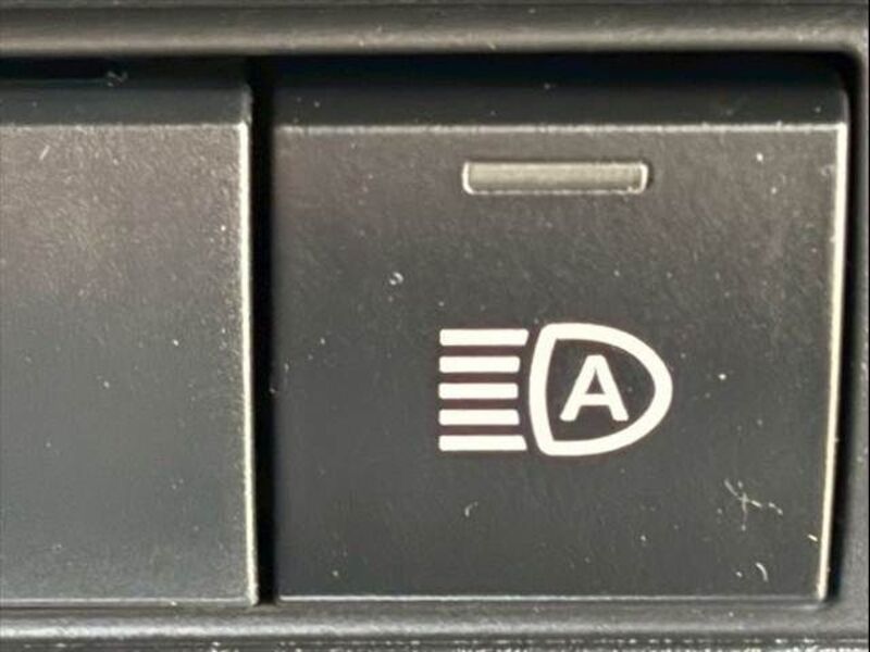 COROLLA CROSS