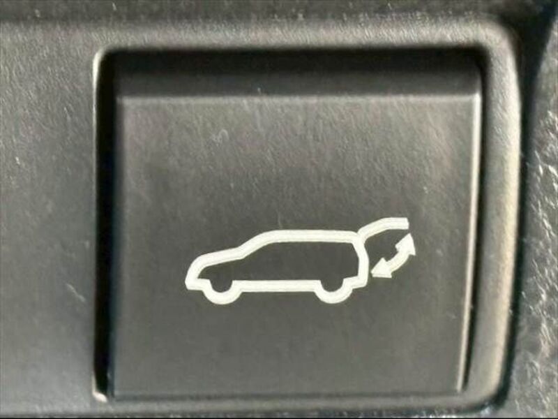 COROLLA CROSS