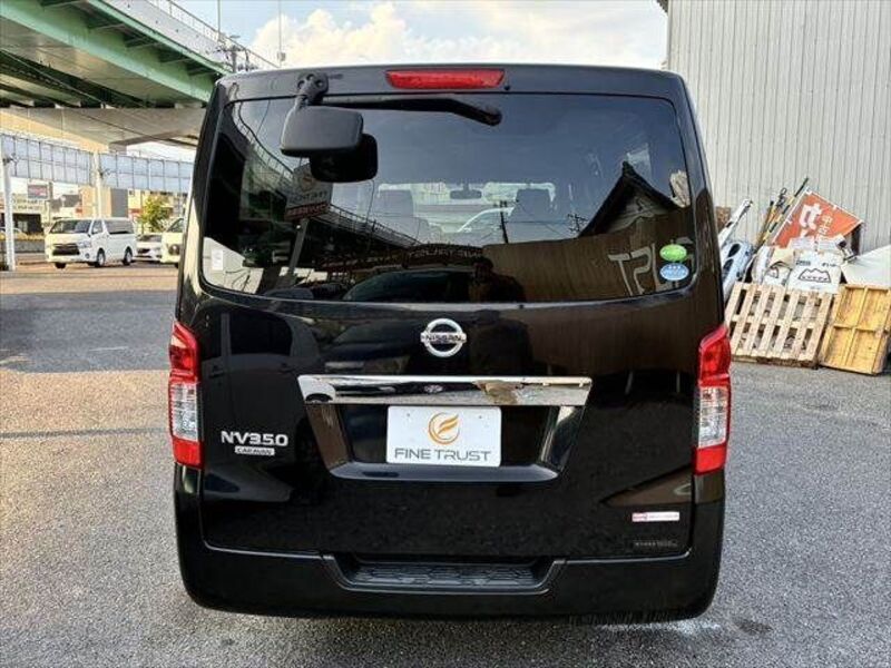 NV350 CARAVAN