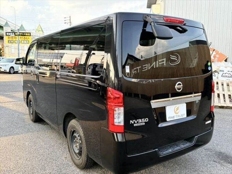 NV350 CARAVAN