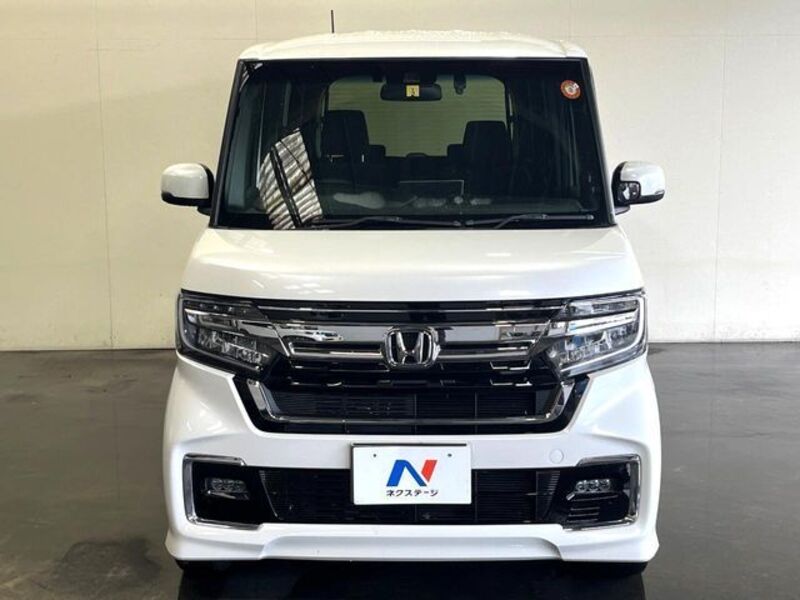 N BOX