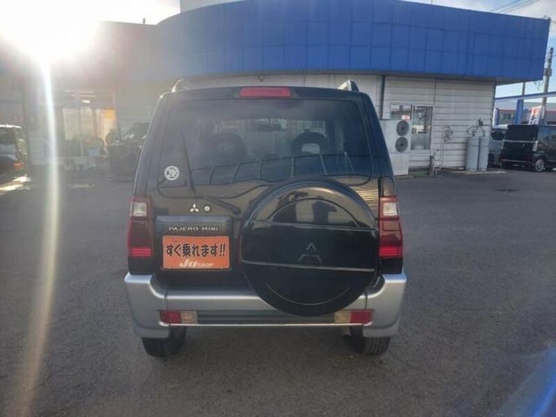 PAJERO MINI