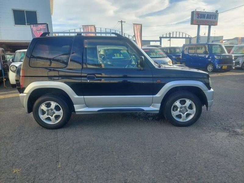 PAJERO MINI