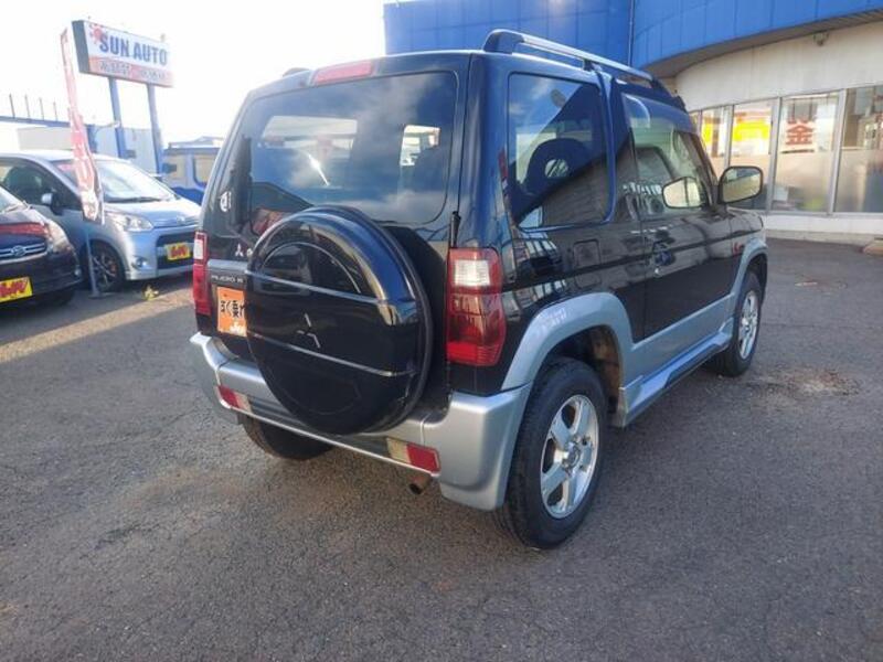 PAJERO MINI