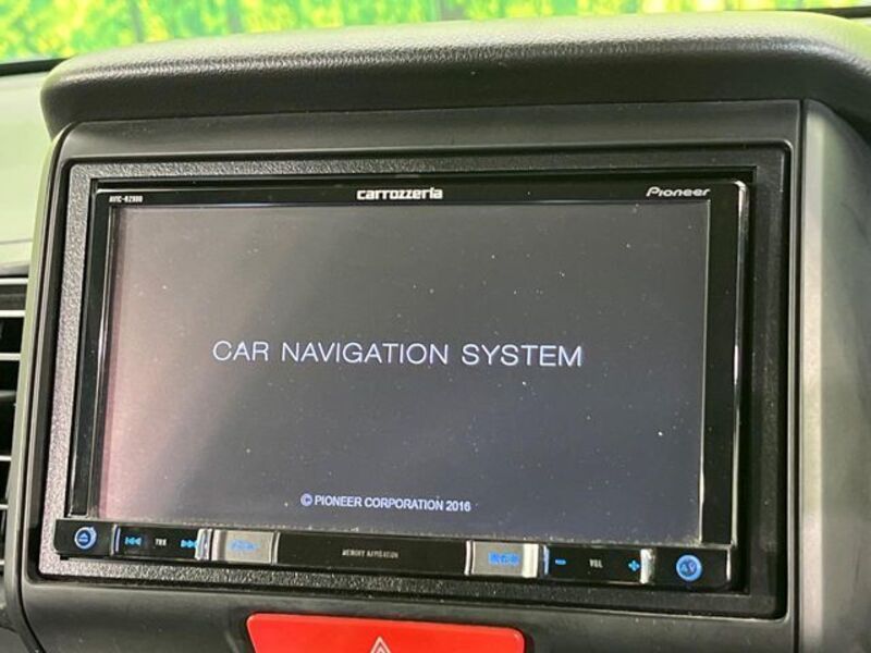 N BOX