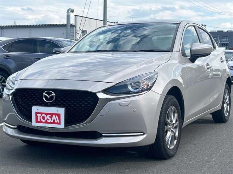 MAZDA2