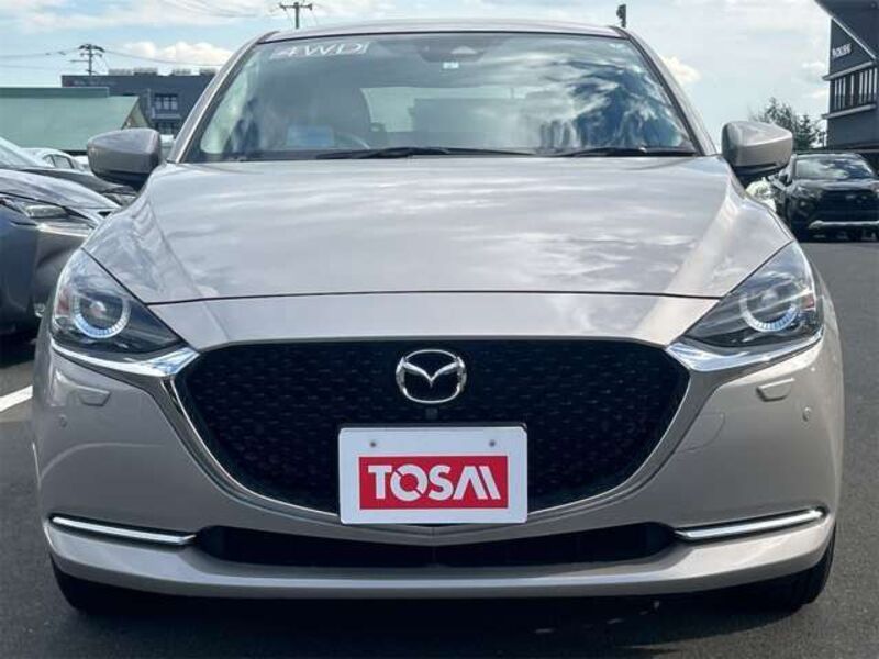 MAZDA2