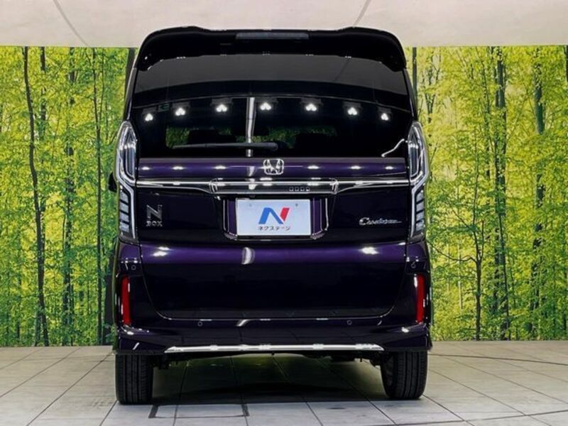 N BOX CUSTOM