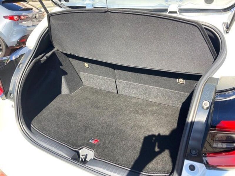GR YARIS