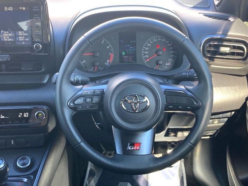 GR YARIS