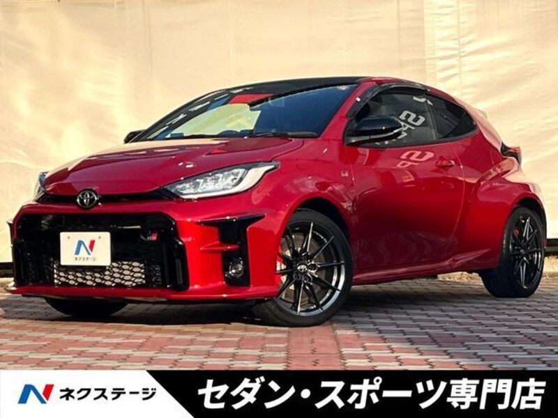 GR YARIS-0