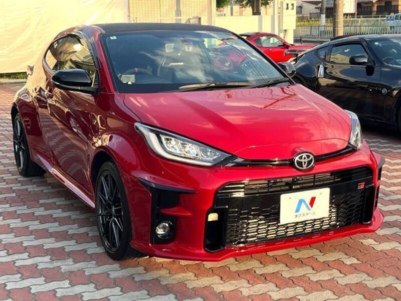 GR YARIS