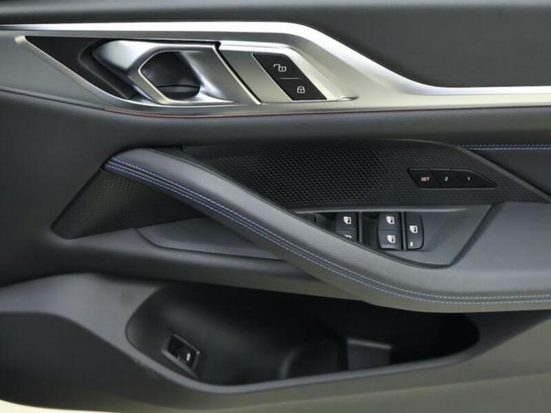 4 SERIES