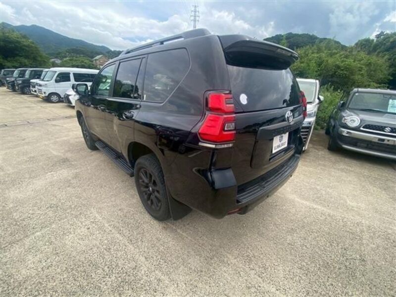 LAND CRUISER PRADO