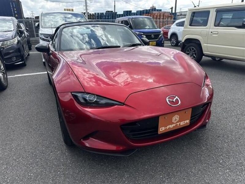 ROADSTER-0