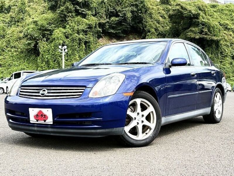 NISSAN SKYLINE