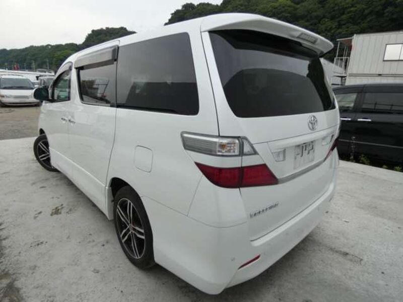 VELLFIRE