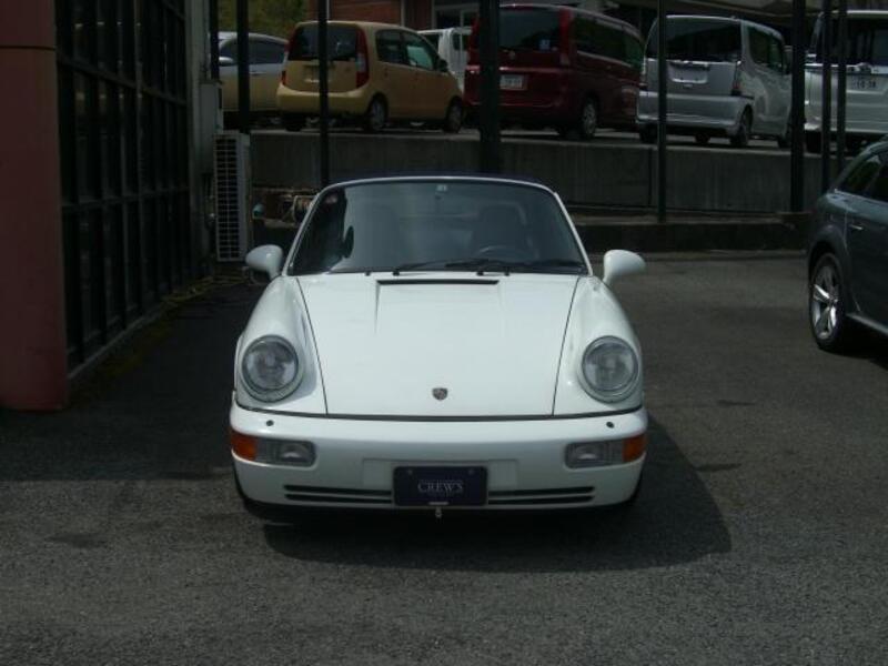 911