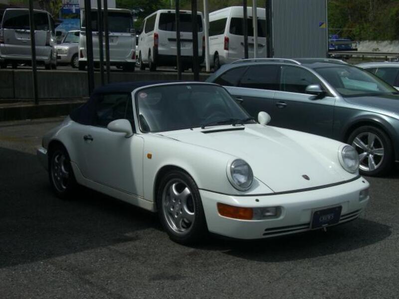 911