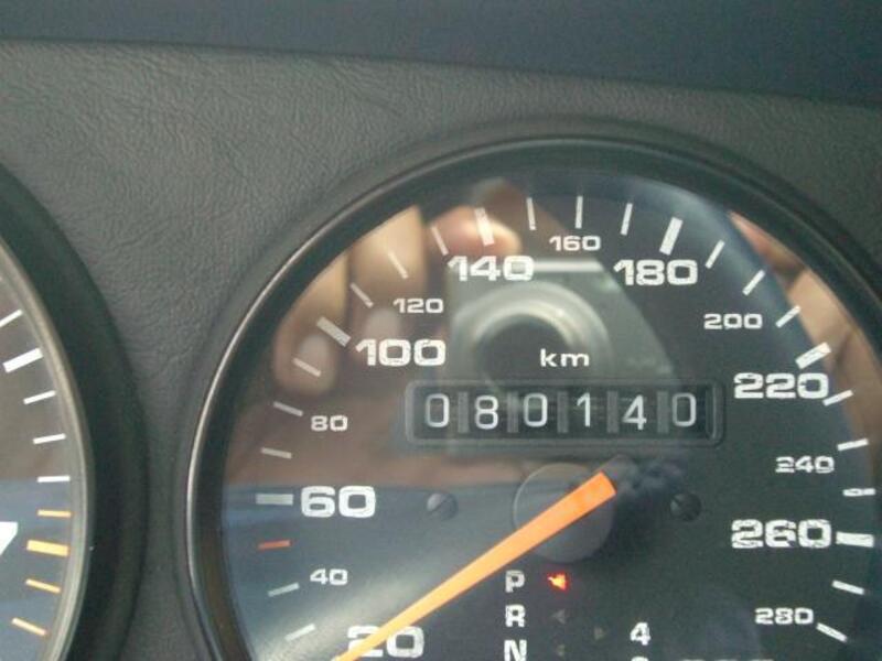 911
