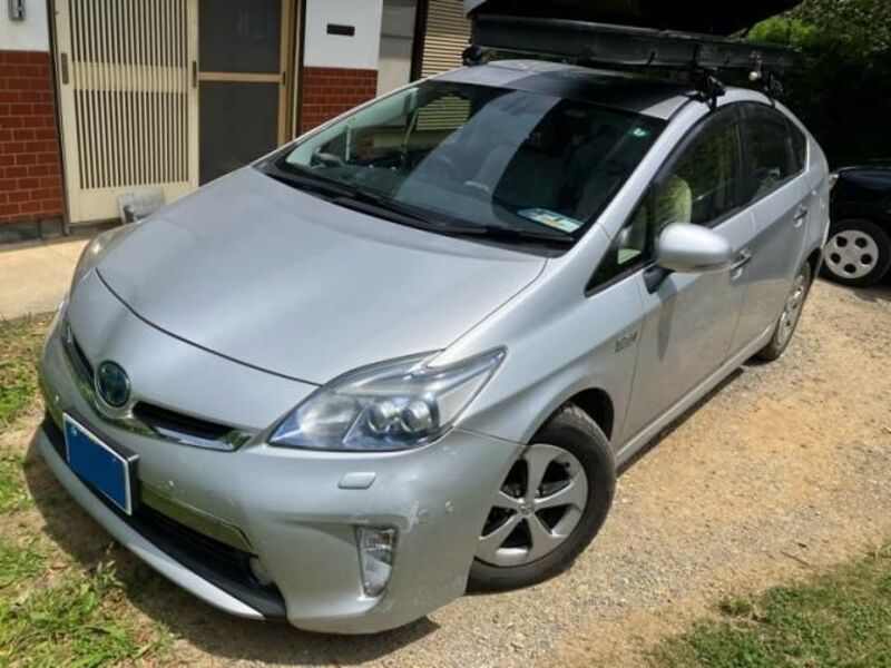 PRIUS PHV