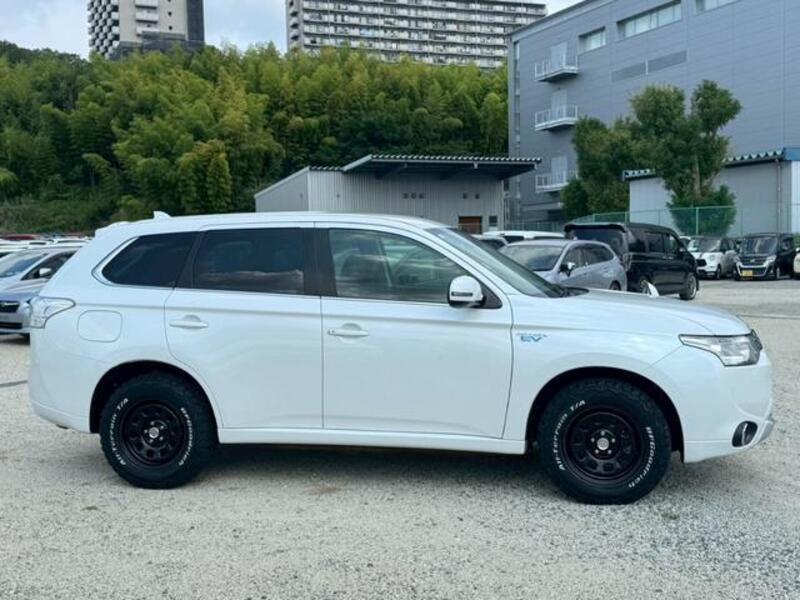 OUTLANDER PHEV