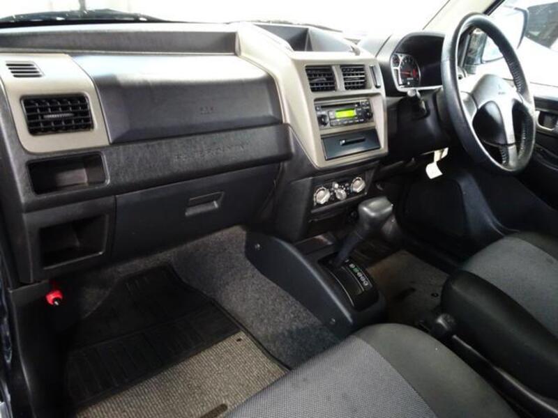 PAJERO MINI