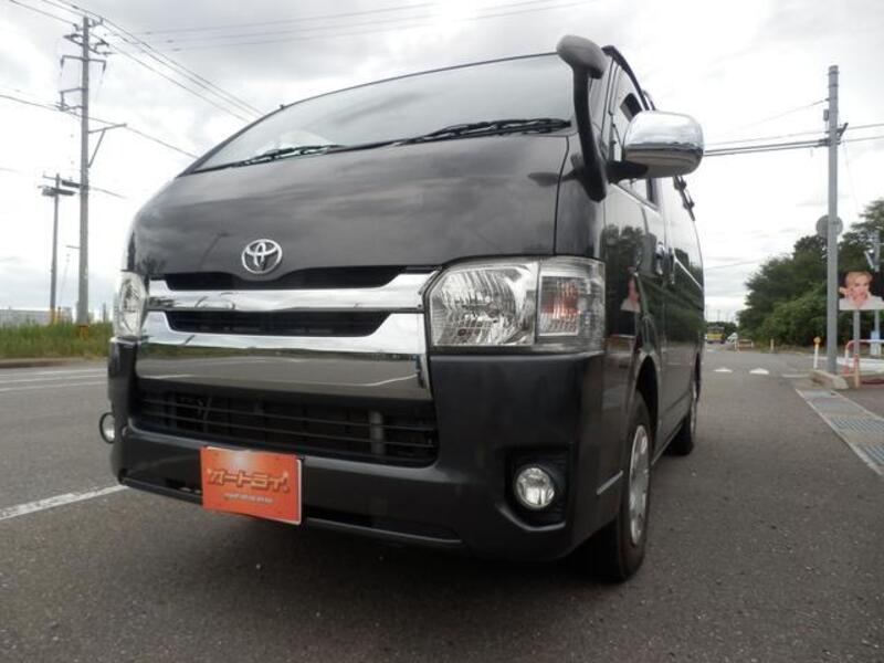 HIACE VAN