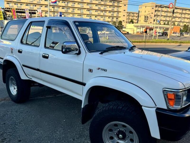 HILUX SURF
